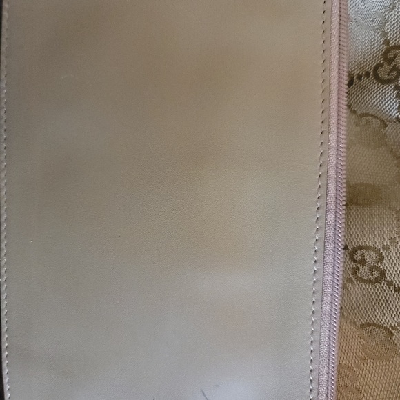 Authentic Gucci bucket bag - Picture 5 of 7